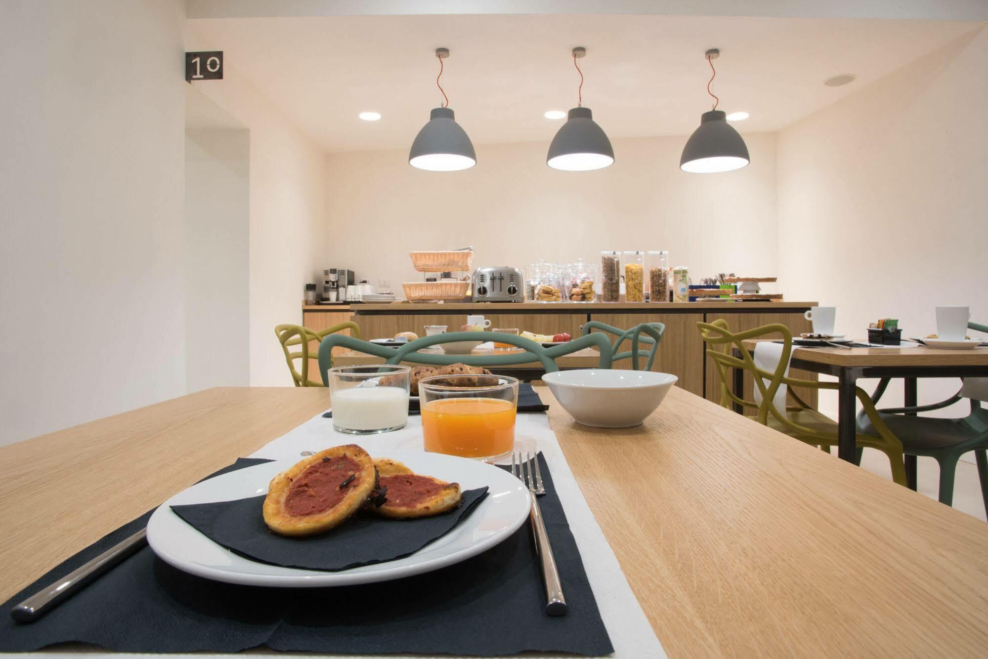 Viminale View Hotel Rome Bagian luar foto